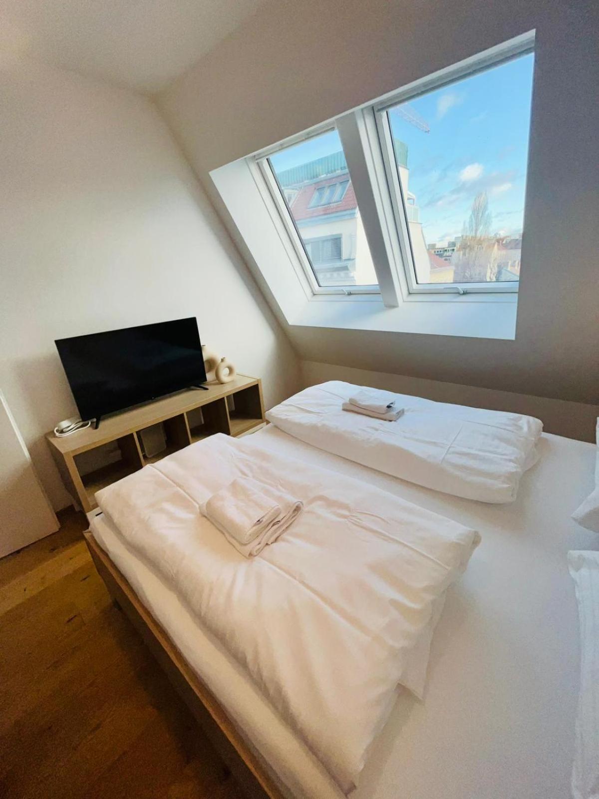 Orestaliving - Penthouse With Private Terrace Apartament